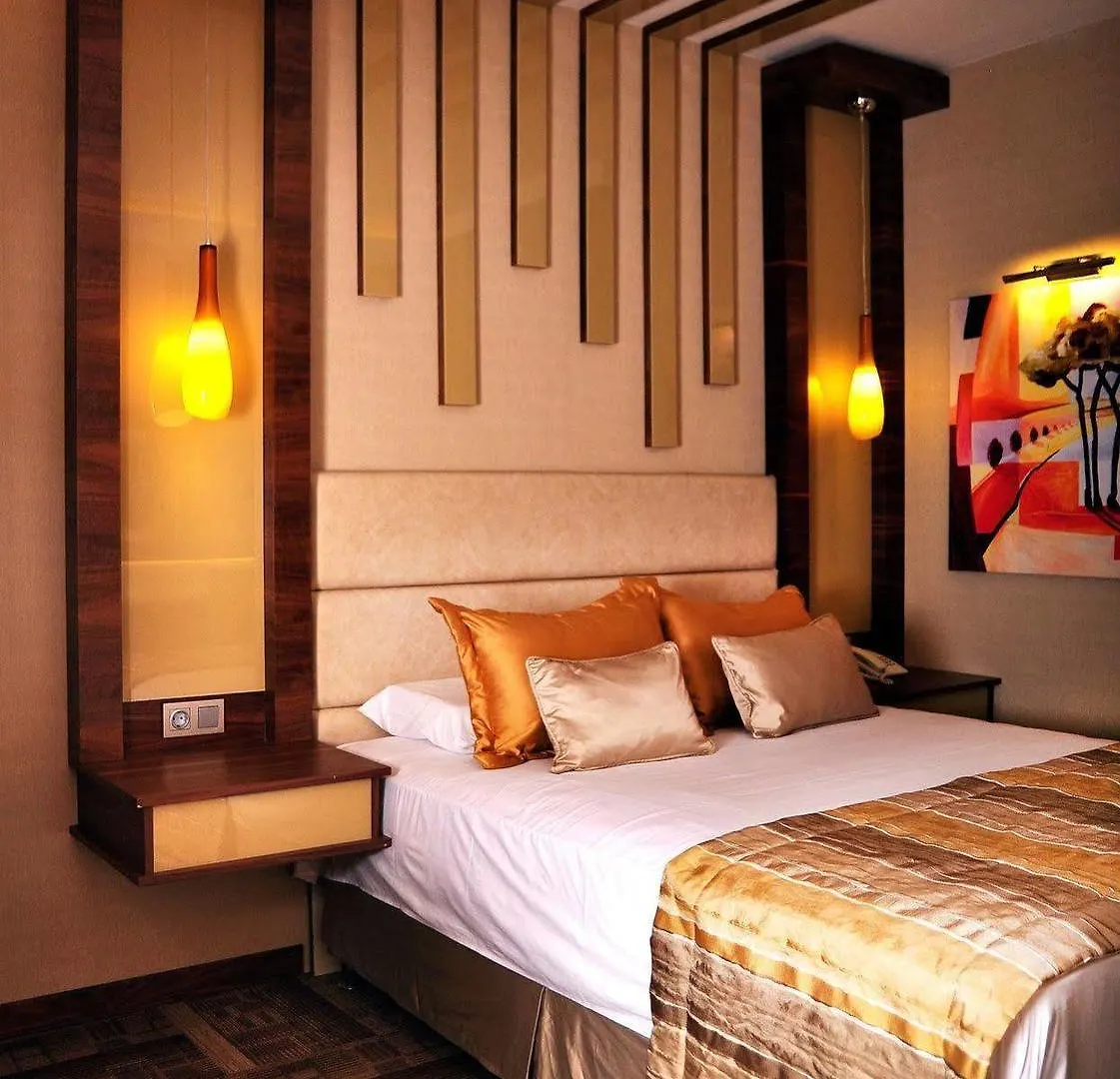 Avin Hotel Измир
